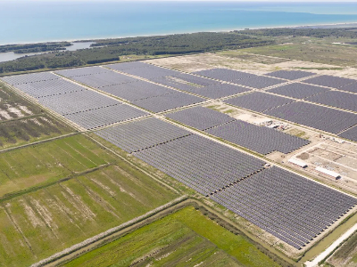 Sunny Side, 120 MWp, Darzeze Sunny Side, 120 MWp, Darzeze